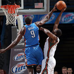 0409-ibaka-550.jpg
