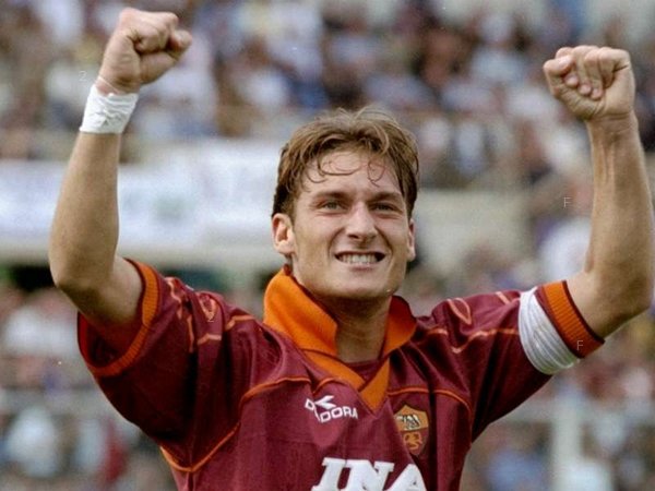 francesco-totti-roma_y2rdbqsqgy9m1fhwt0vfc176k.jpg