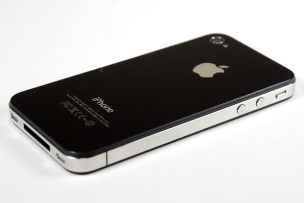 iphone 4.jpg