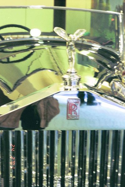 Rolls_Royce_Silver_Ghost_grill.jpg