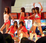 Honda-Motorcycles-Dancers1.jpg