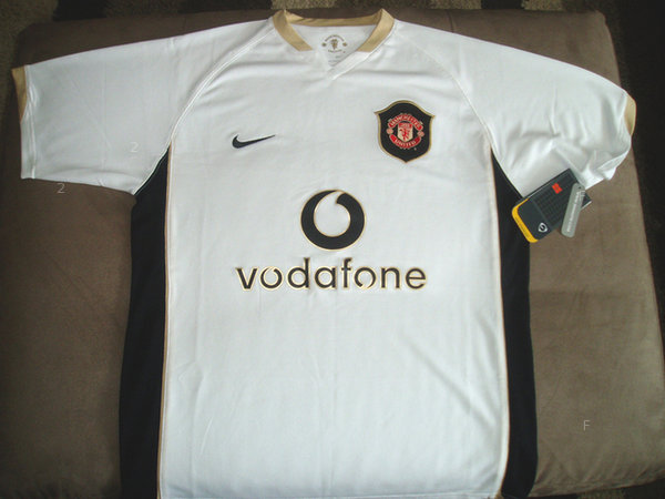 manchesterunitedaway07samplece2.jpg