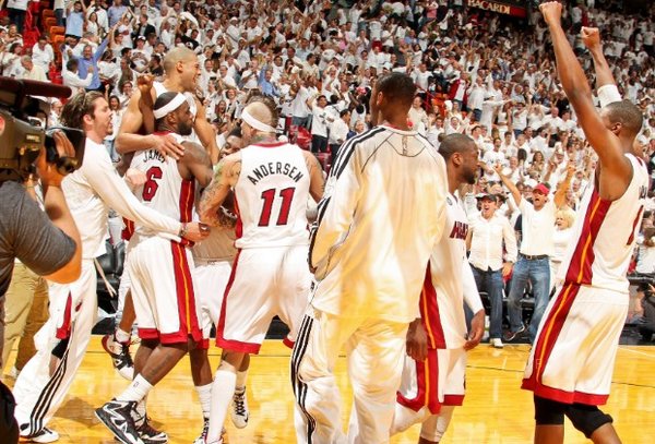 130523003807-lebron-heat-celebration-052213_home-t3.jpg