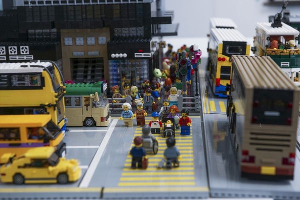 lego_16.jpg