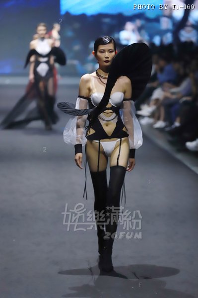 Polyu-FW2406-FW_528.JPG