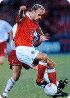 97115_3120_1017323829267-dennis_bergkamp_historie_hall_of_fame_oranje_duel.jpg