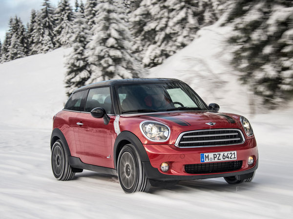 2014-Mini-Cooper-D-Paceman-002.jpg