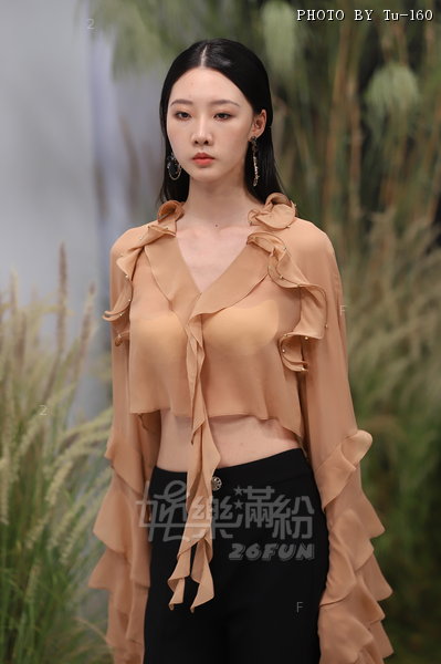 NamYau-FW-2411-Show1_080.JPG