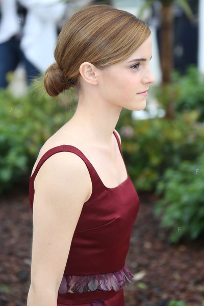 Emma-Watson-side-Vogue-16May13-PA_b.jpg