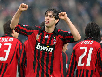 Kaka_celeb_Empoli_v_AC_Milan_2008_712700.jpg