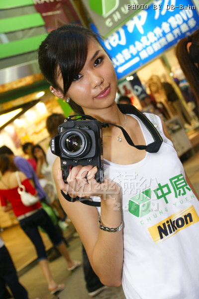 Nikon-MK091001_06.jpg