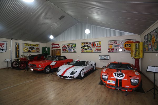 Parnell-Bruce-Collection-02.jpg