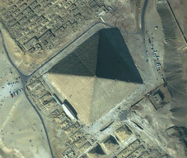 egyptian pyramid1.JPG