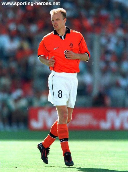 bergkamp6.JPG