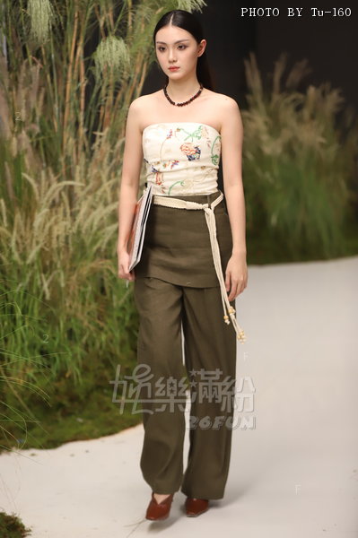 NamYau-FW-2411-Show1_490.JPG