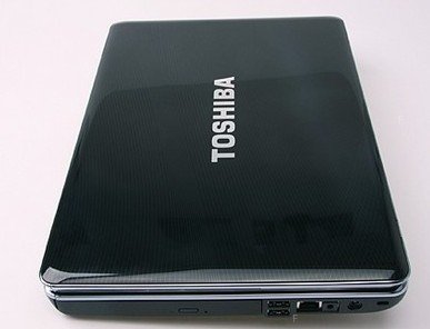 TOSHIBA SATELLITE M5003.jpg