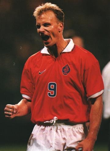 bergkamp4.jpg