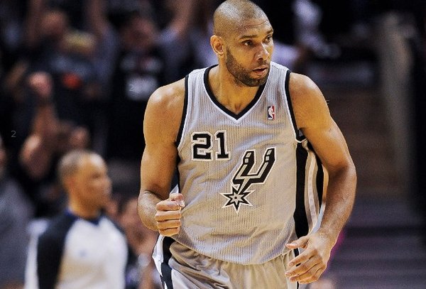 130519183505-tim-duncan-fist-pump-051913_home-t3.jpg