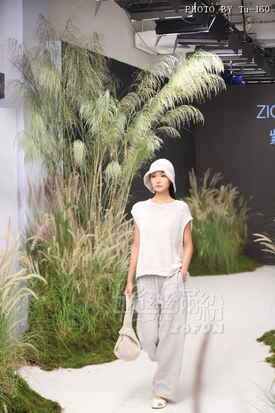 NamYau-FW-2411-Show1_001.JPG