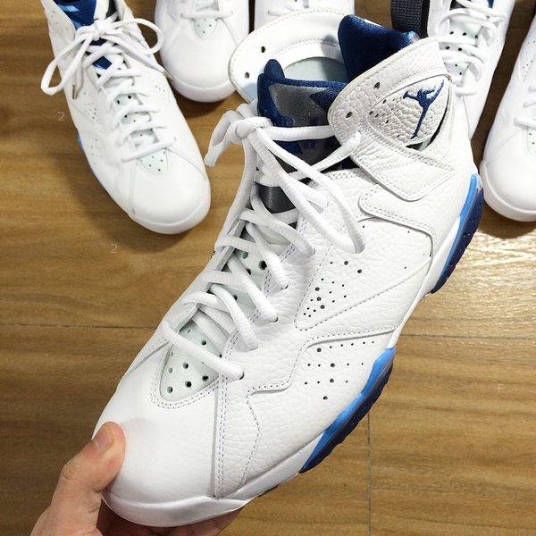 air-jordan-vii-7-french-blue-2015-04.jpg