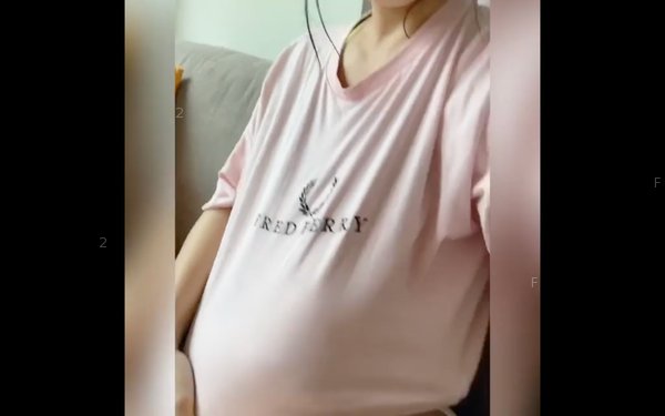 陳芷尤愛犬捐入衫踩波1.jpg