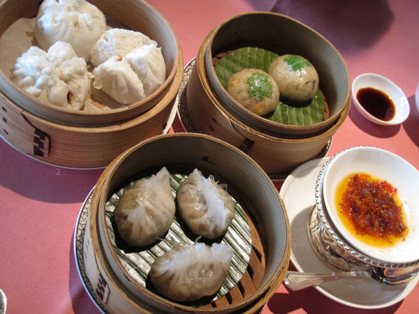 Hong-Kong_Man-Wah_Yum-Cha_MayLee.jpg