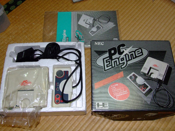 pc-engine-coregrafx-nec-e.jpg