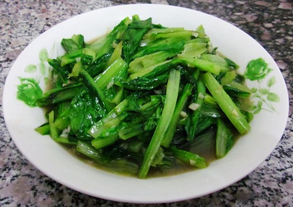 蒜泥油麦菜.jpg