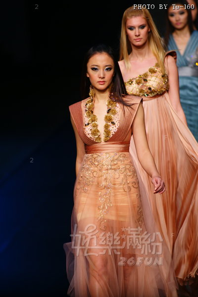 HKFW2011W-D2G1_129.jpg