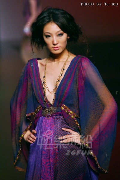 HKFW2011W-D3M4_071.jpg