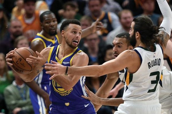 MarketerAList_NBA_StephCurry_GettyImages_3x2.jpg