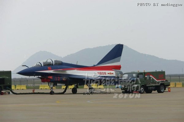 J-10 殲-10.jpg