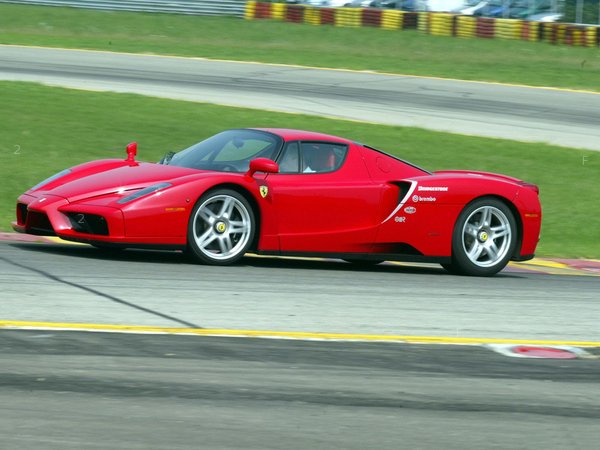 ferrari_enzo_m31[1].jpg