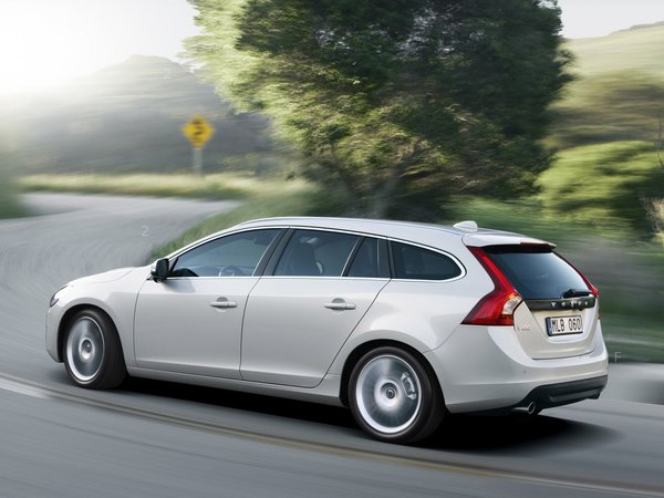 volvo_v60-2010_m14.jpg