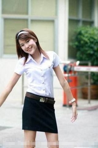 泰國女生校服10.jpg