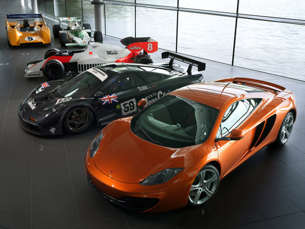 mclaren_mp4-12c-2010_r18.jpg