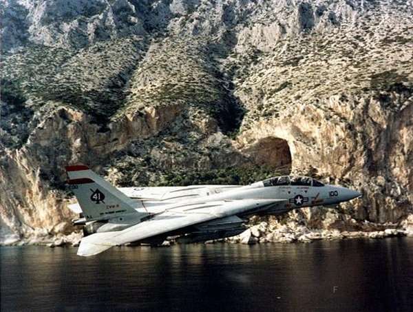 F-14 009.jpg