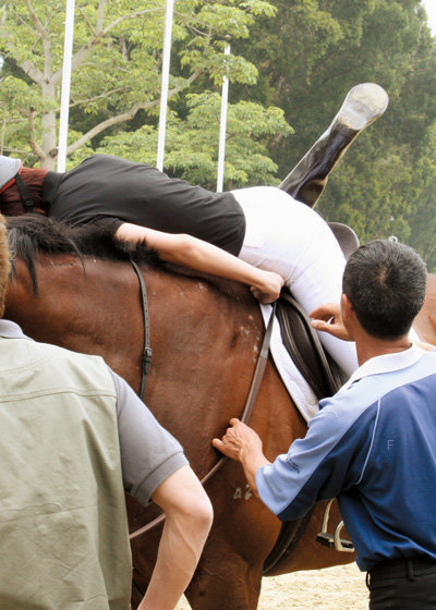 葉翠翠馬上2.jpg