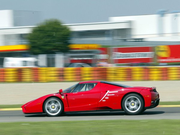 ferrari_enzo_m25[1].jpg