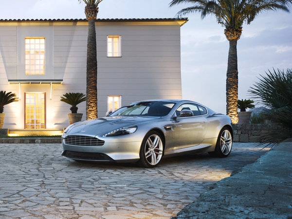 astonmartin_db9-2013_r2_jpg.jpg