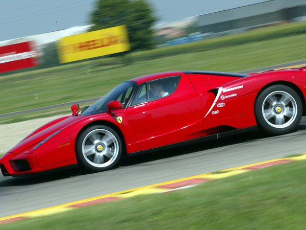 ferrari_enzo_m24[1].jpg