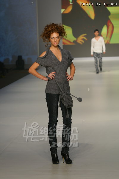 HKFW2010-D4M2_137.jpg