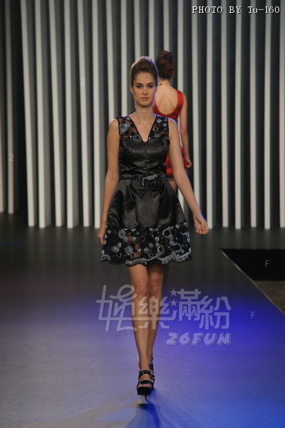 HKFW2010S-D2M2_006.jpg