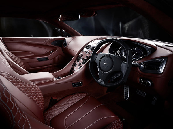 astonmartin_vanquish-uk-2012_r1_jpg.jpg