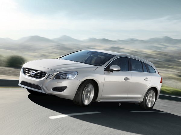 volvo_v60-2010_m15.jpg