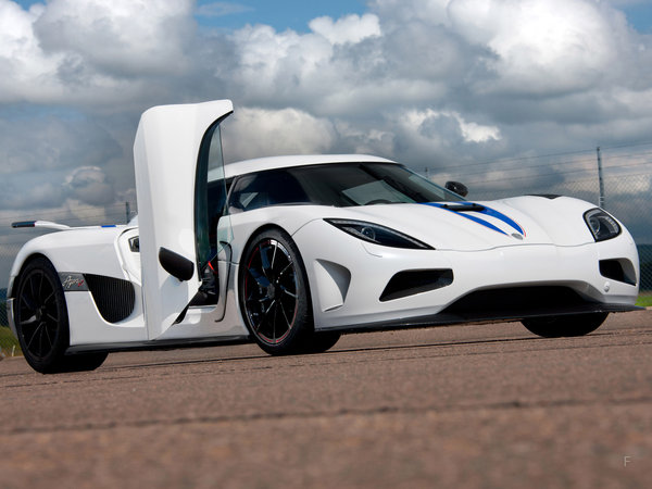 koenigsegg_agera-r-2012_r3_jpg.jpg