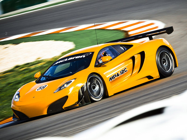 mclaren_mp4-12c-gt3-2011_r26.jpg