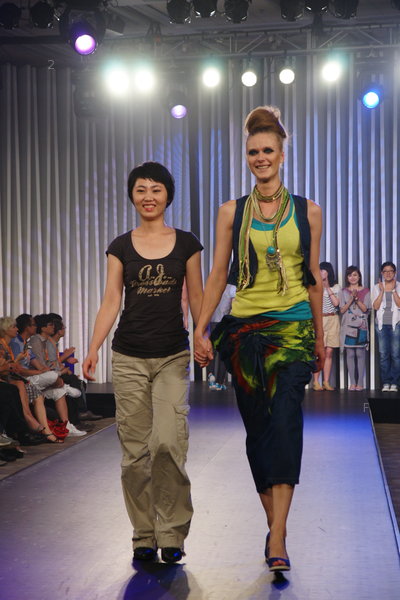 HKFW2010S-D3M1_202.jpg