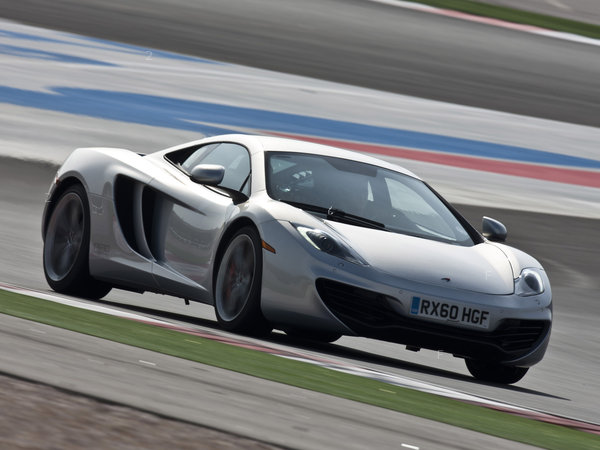 mclaren_mp4-12c-2011_r14.jpg