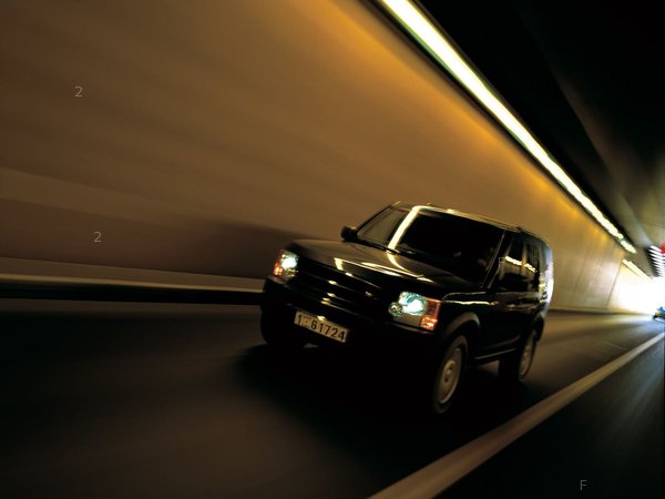 landrover_discovery()2005_m9[1].jpg